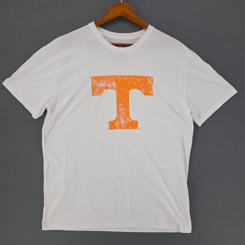 E5 Tennessee Volunteers T-Shirt Mens XL White Orange Distressed Logo NCAA Tee